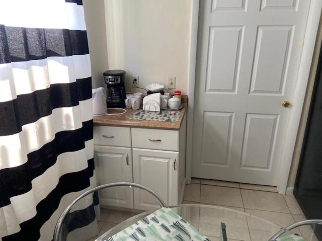 Private Room Near Miami Airport - Free Parking - 01 מראה חיצוני תמונה